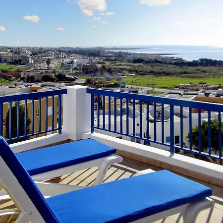 Melanos Apartment